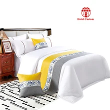 Bed runners and matching pillows colorful custom large size star hotel bed throw scarf printing polyester bed runner