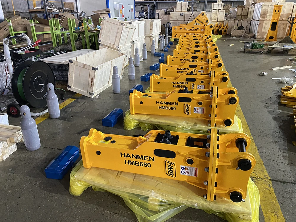 Backhoe HMB680 Hydraulic Jack Hammer With 68mm Chisel for Sale in Mexico