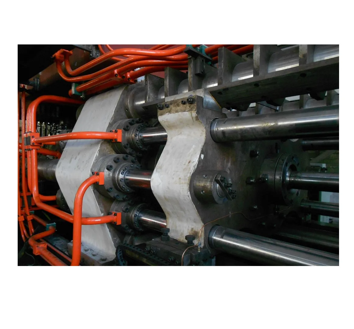Good Quality Full Automatic/Auto TYP 630 Extruder of Aluminum Machine