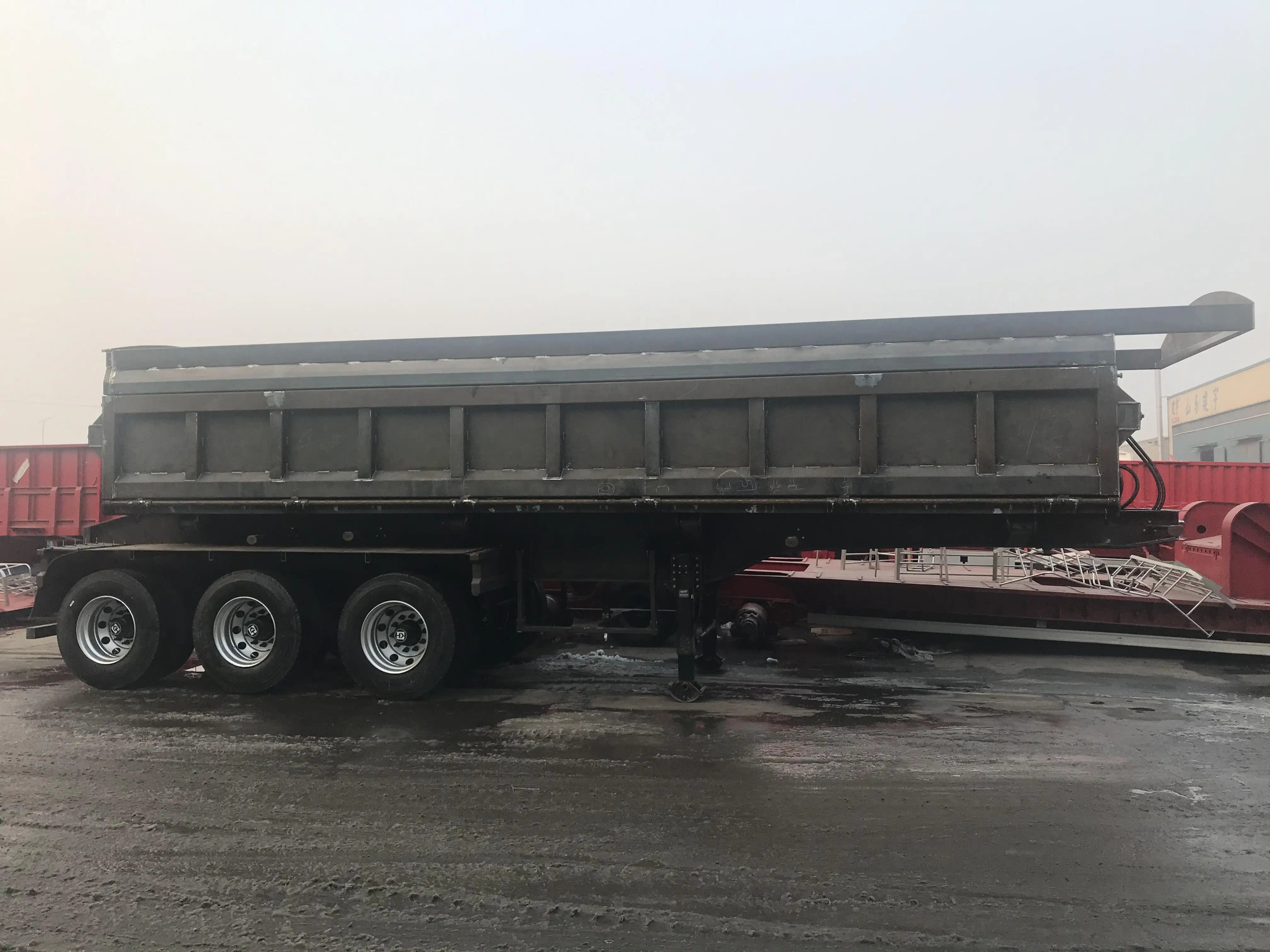 5 轴翻车车半挂车装载运输沙子,建筑工程用石头 - buy 5-axles