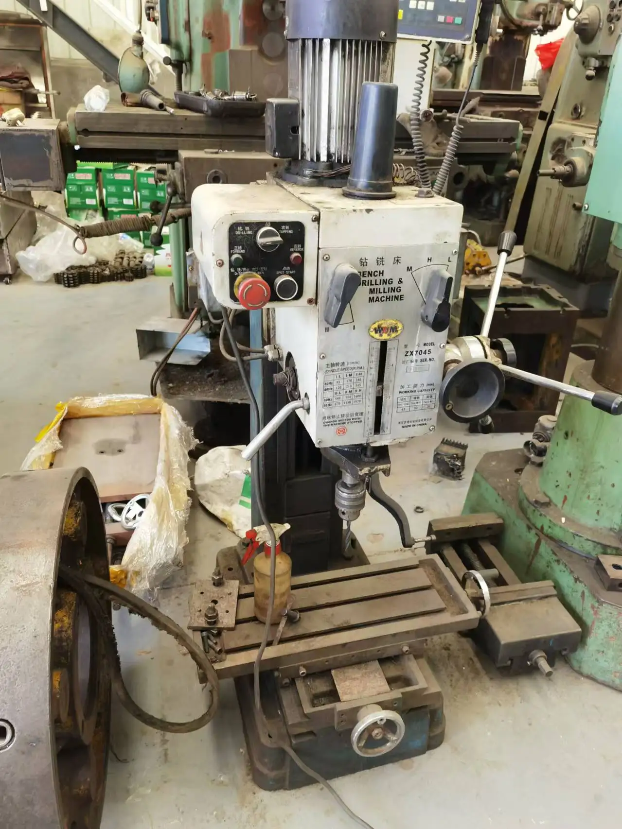 Light Digital Display No. 4 Turret Milling Machine Second-hand Machine and Small Manual Drilling and Milling Machine ZX40
