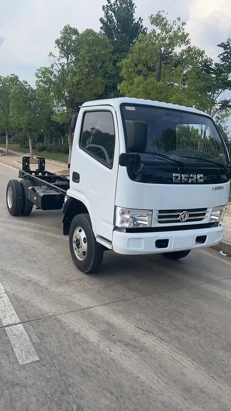 Мобильный топливный диспенсер Mini 2500L Dongfeng Китай новый и Подержанный 5000л механическая коробка передач