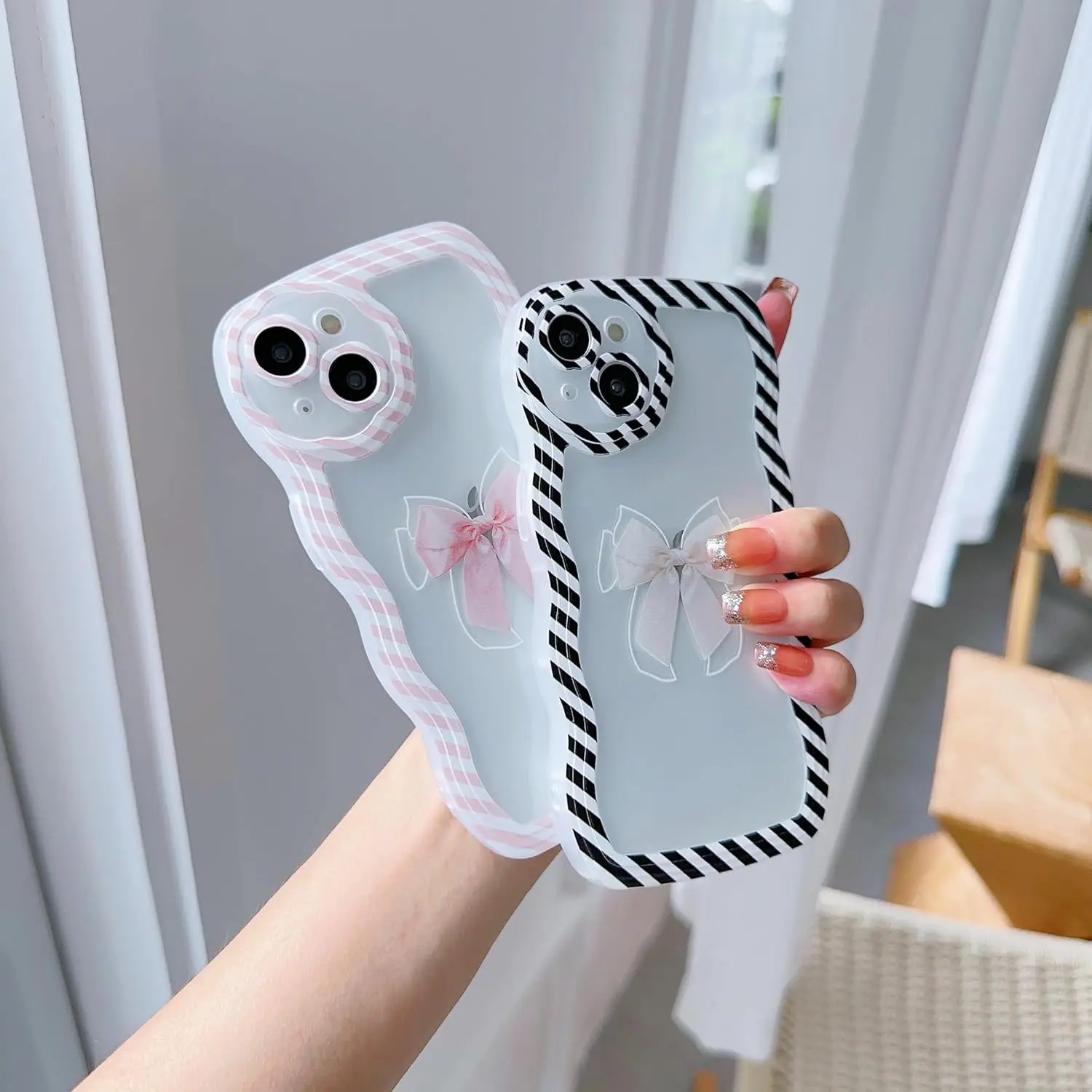 Cute Case for iPhone 16 Pro Max Clear with Bow Design for Women Girls Aesthetic Cute Stripe Frame Wavy Soft Shockproof Covers