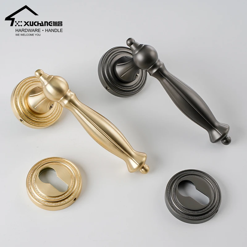 ANCIEN JEU DE serrures de porte en bronze pour armoires avec clé et