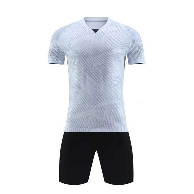 100% Polyester Eco-Conscious Soccer Jersey Set Breathable Winter Retro Style Personalized for Allergy-Sensitive Athletes