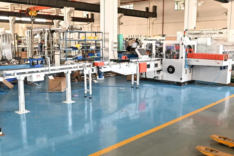 Автоматическая упаковочная машина для мягкой бумаги для лица с одним мешком, оригинальная фабрика, китайская машина для производства туалетной бумаги в Кении 10 кВт