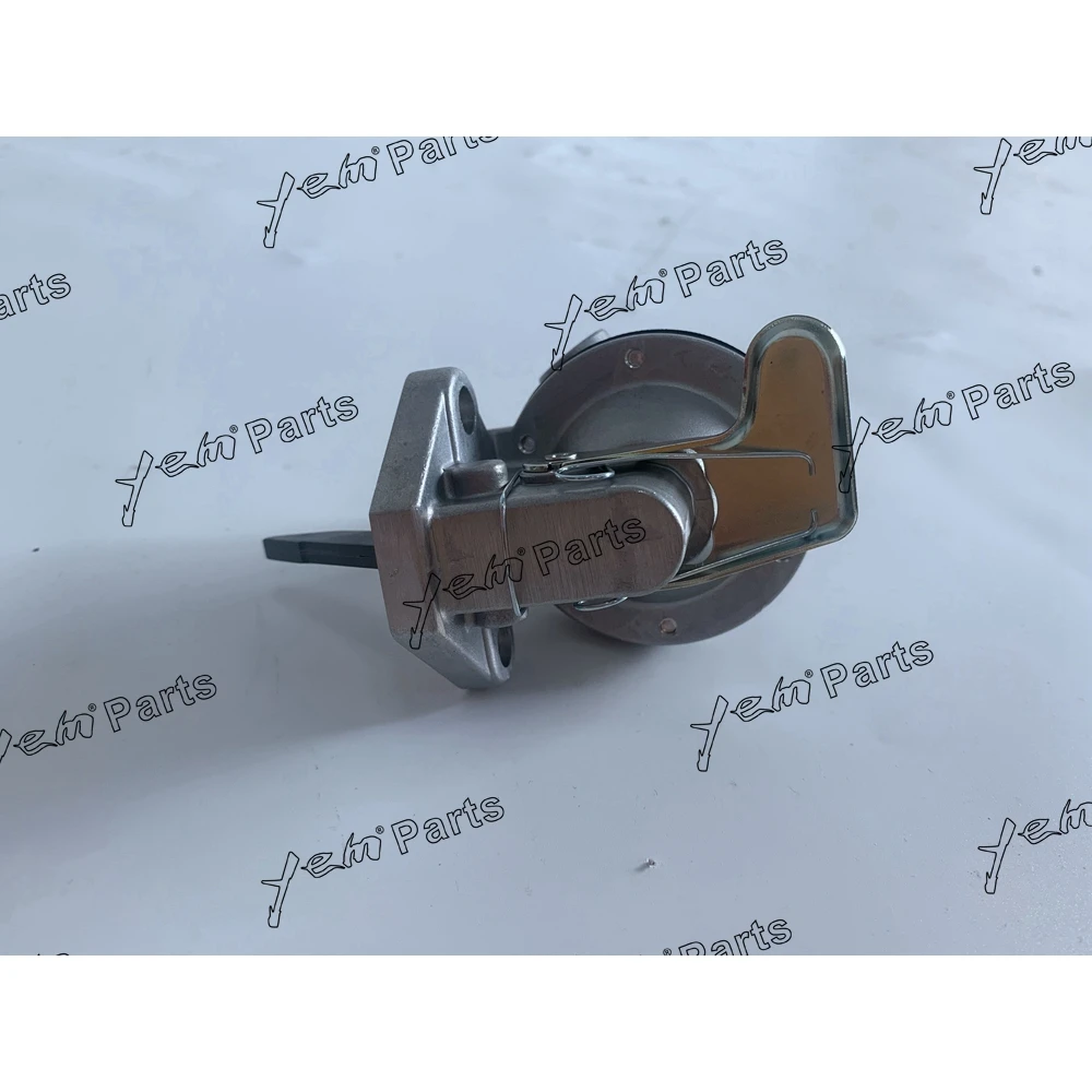 Fuel Pump 15451-52030 15451-52033 for Kubota V4000 Engine 4