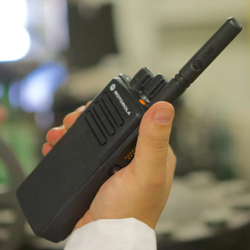 Motorola dp4400e dp4400 рация walkie longue portee batter lange reichweite walkie-talkie 15 км GPS stations, радиостанция