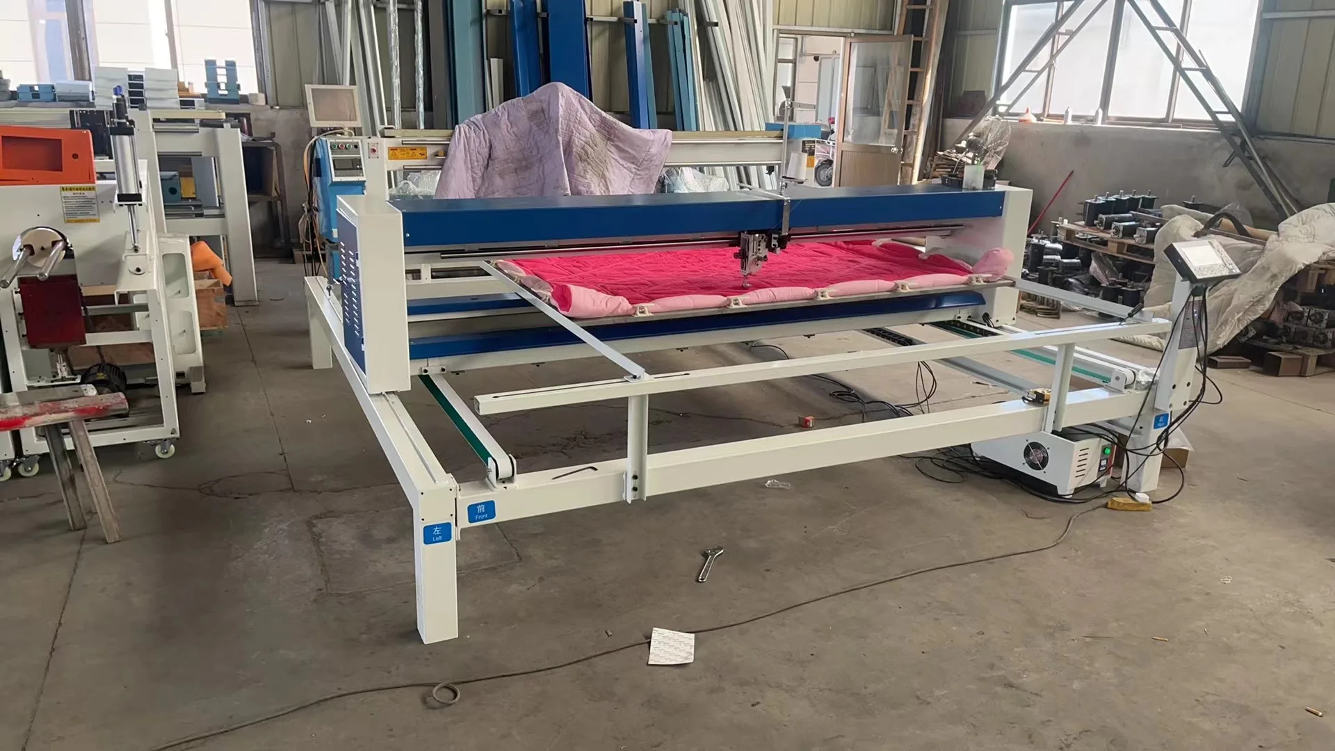 Factory Use Industrial Computerized Single Head Quilt Automatic Quilting Sewing Making Machine