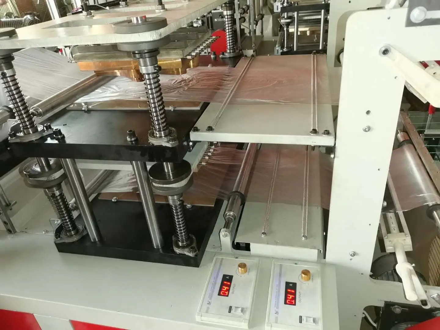 Fully Automatic Tpe Vinyl Hdpe Disposable Glove Making Machine Plastic Bag Making Machine Bag Cutting Machine