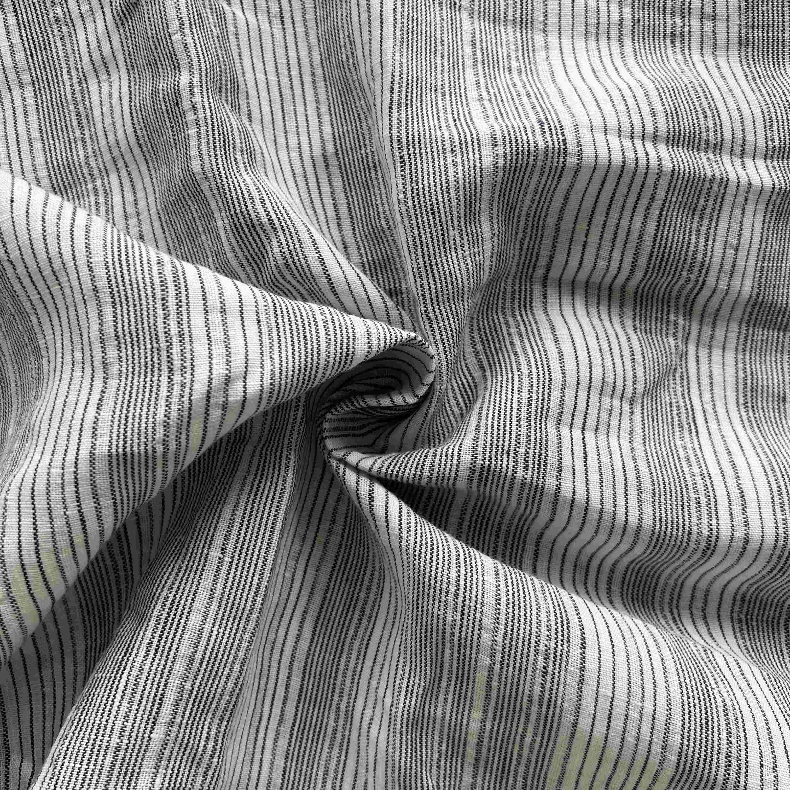 Низкая цена оптовая продажа не эластичная полосатая льняная пряжа для дивана окрашенная печатная 100 смесь одежды