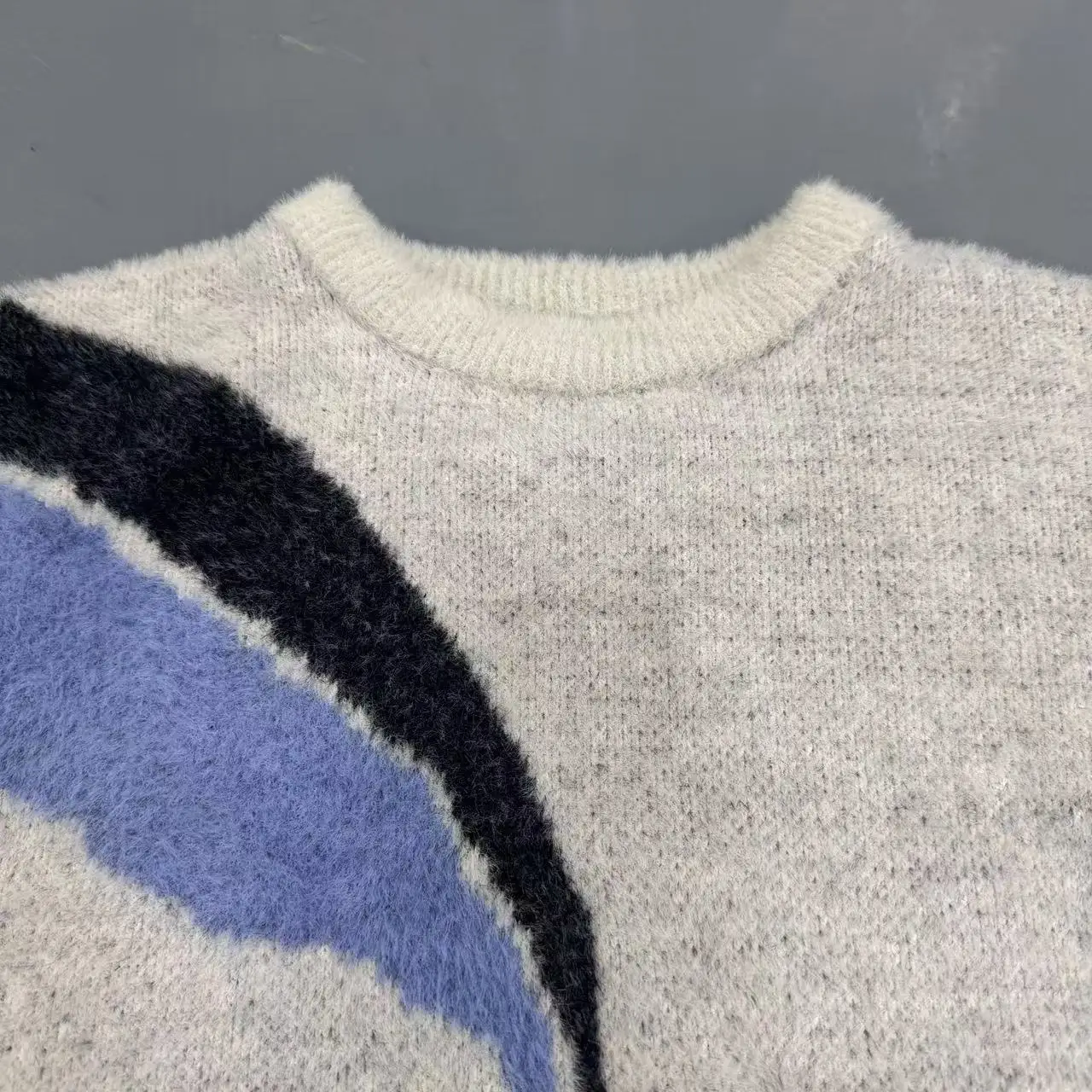 Custom OEM & ODM Logo Anti-Wrinkle Winter Knitwear Crew Neck Alpaca Wool Jumper Soft Men Knitted Sweater Front Pattern gallery 3