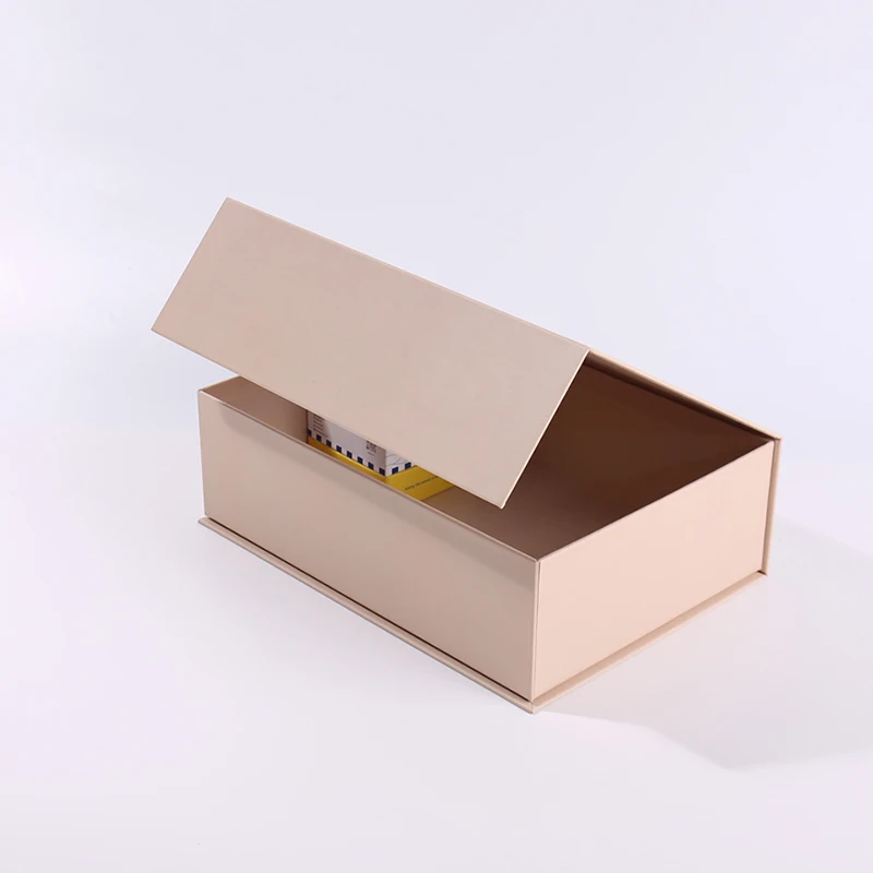 Custom High-End Flip Paper Box for Scarf Packaging Hot Stamping Printed Rigid Magnetic Cover Embossing Elegant Gift Packaging