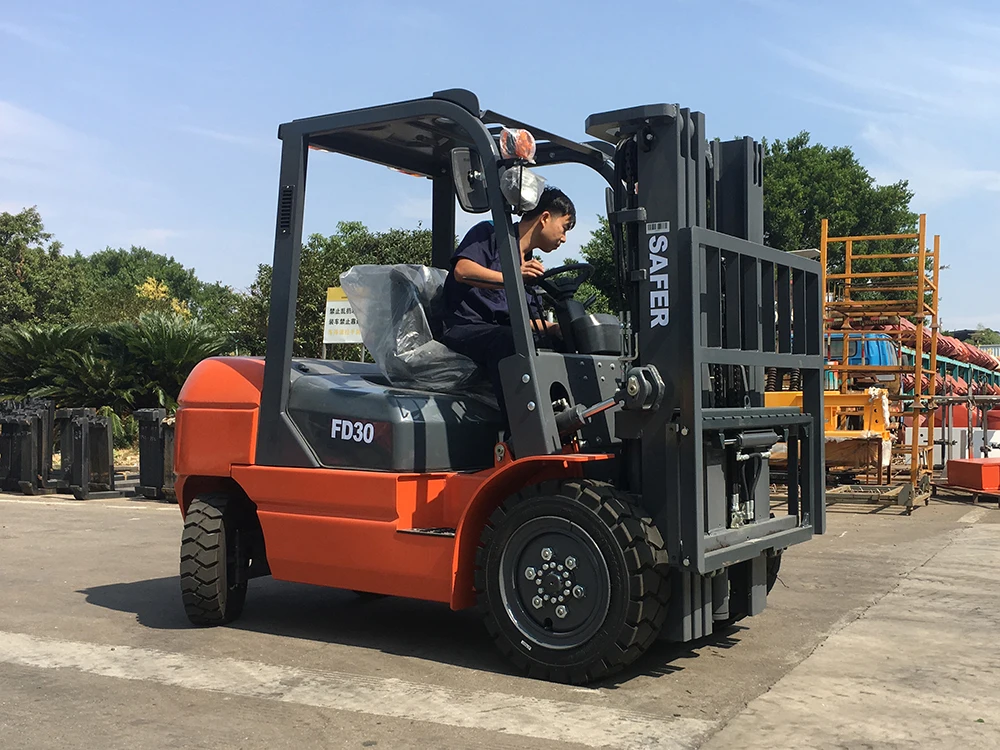 フォークリフト セイファー SAFER FD30 オ－トマチック 3トン ディ