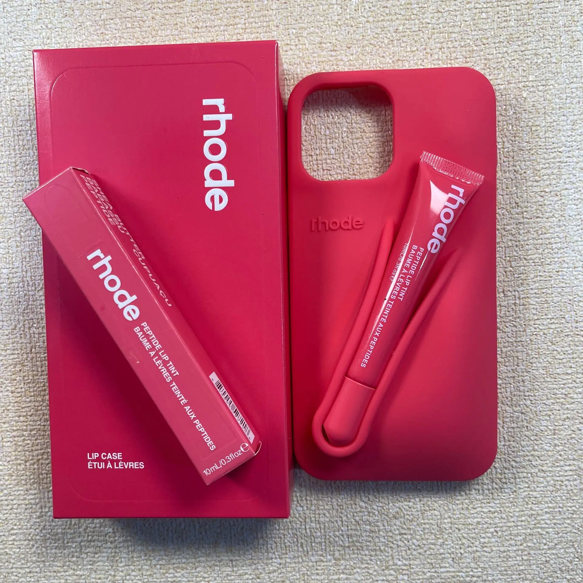 Rhodes Lip Gloss iPhone 15 Pro Max Phone Case - Shockproof