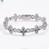 Bracelet trèfle moissanite blanc-bleu