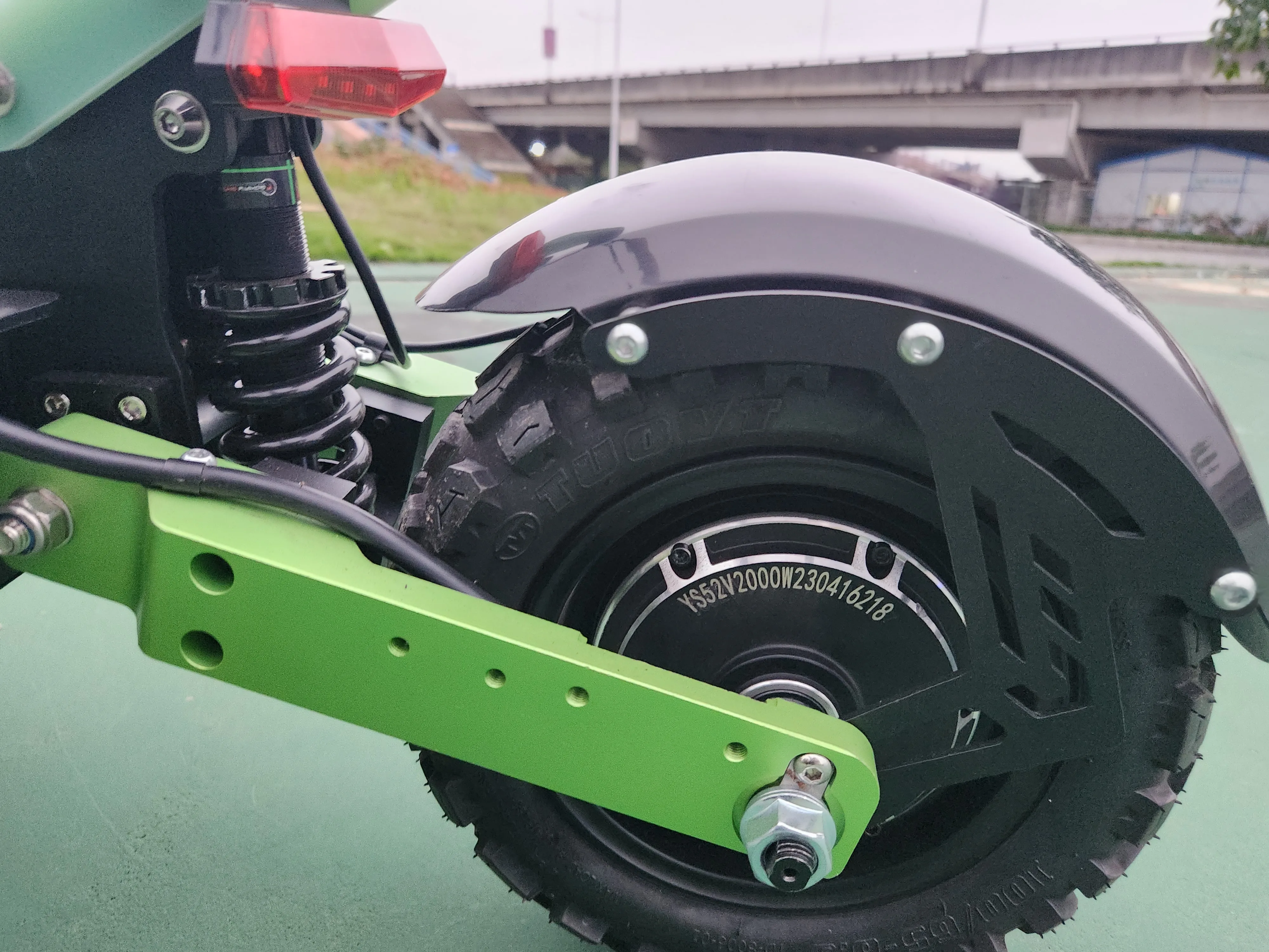 EHINER R6 Foldable Electric Scooter - 5000W Dual Motor Power