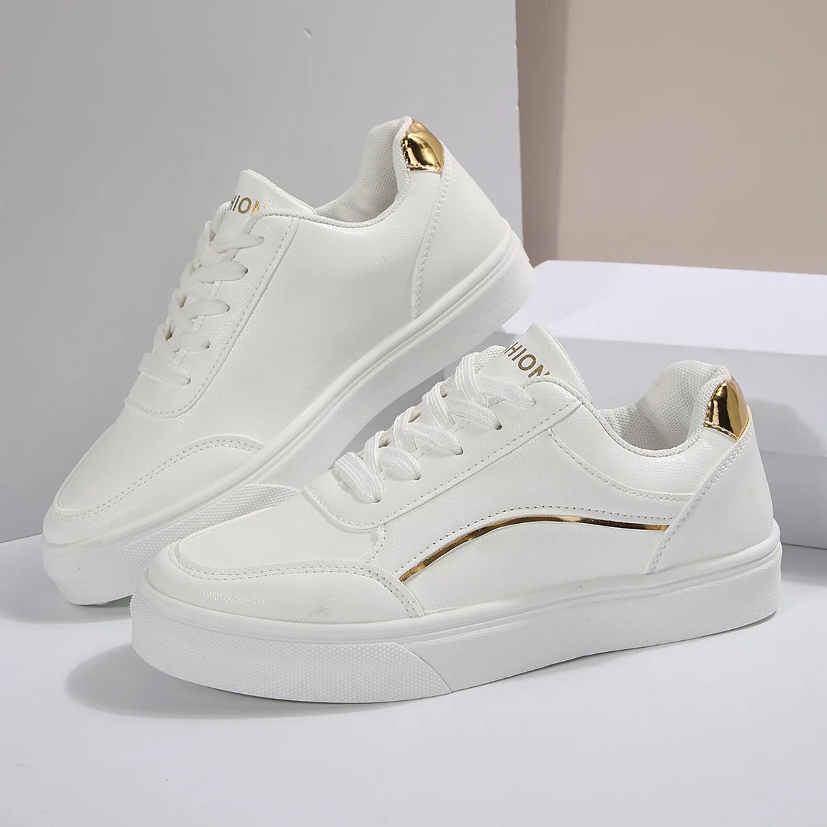 2024 summer new wheat students thick sole white shoes sports casual shoes