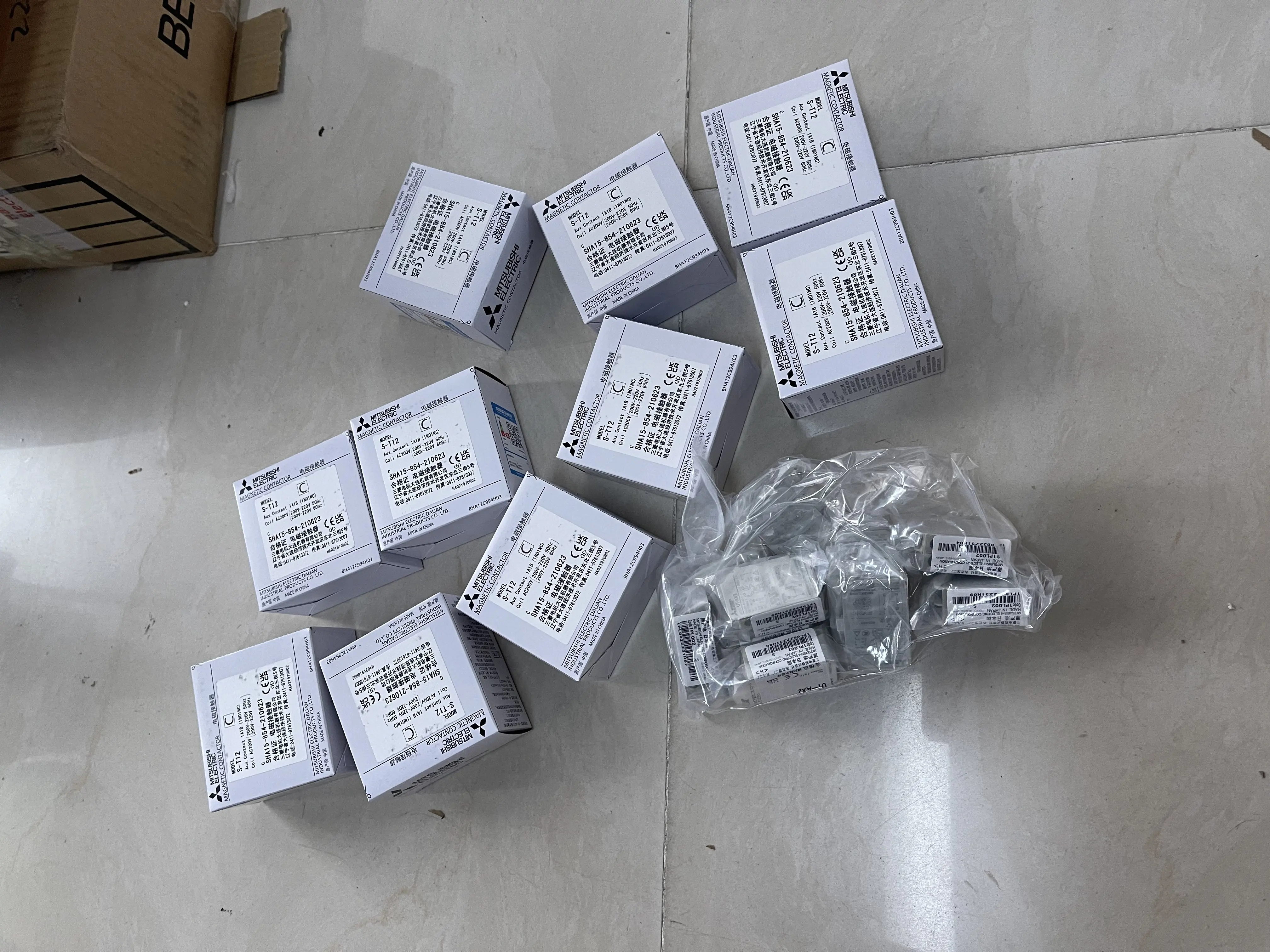 Mitsubishi Magnetic Contactor S-T12 Mitsubishi Magnetic Contactor S-T12