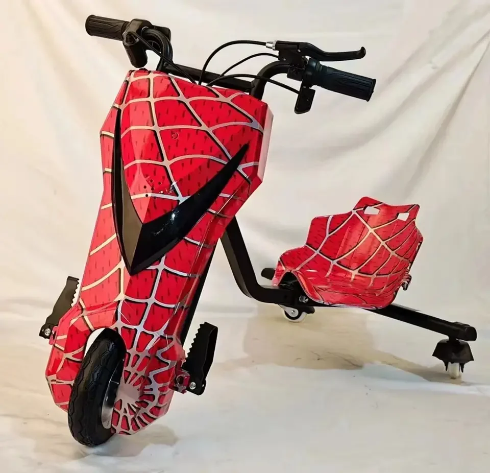 送料込 2023年モデル 子供用電動 ドリフト ゴーカート 電動カー 遊具