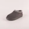 Borde gris violeta