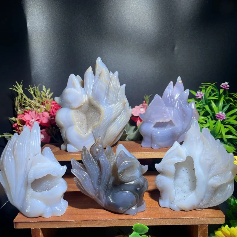 Wholesale Natural Agate Nine Tail Fox Geode Crystal Quartz Fox