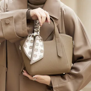 A-43 2026 Women's Genuine Leather High-End Casual Tote Bag Solid Color Large Capacity Zipper Handbag Genuine Leather Woman Bag