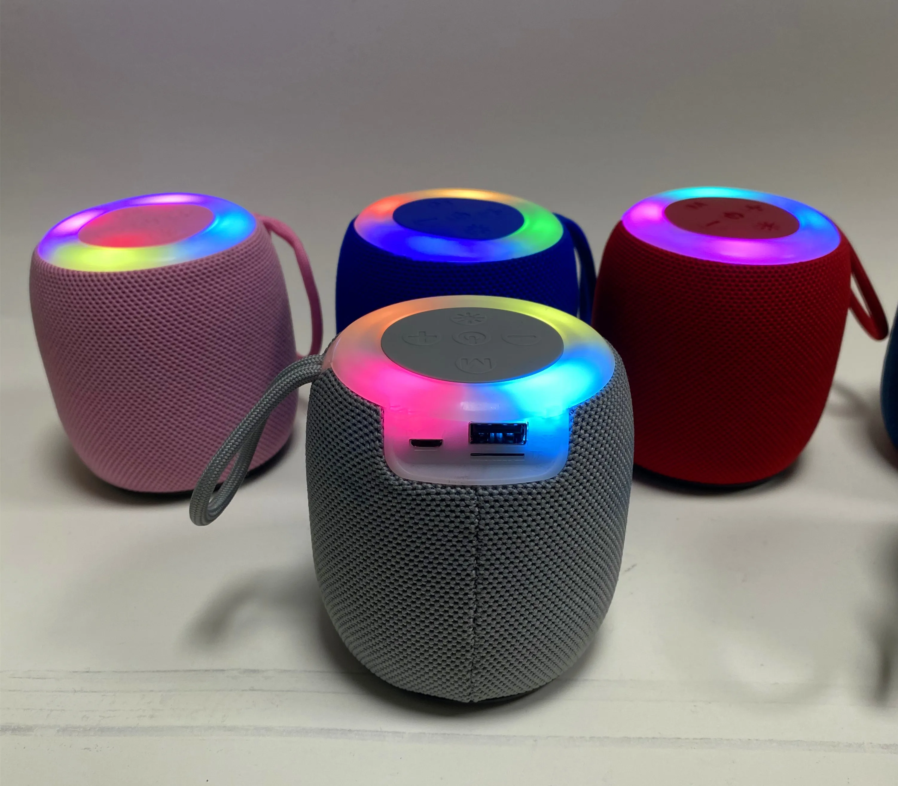 BT Speaker Mini SH-309 With Inch 5W Watt Colorful LED Light Fabric Small  Wireless Portable Handle Diaphragm/USB/TF/FM/TWS