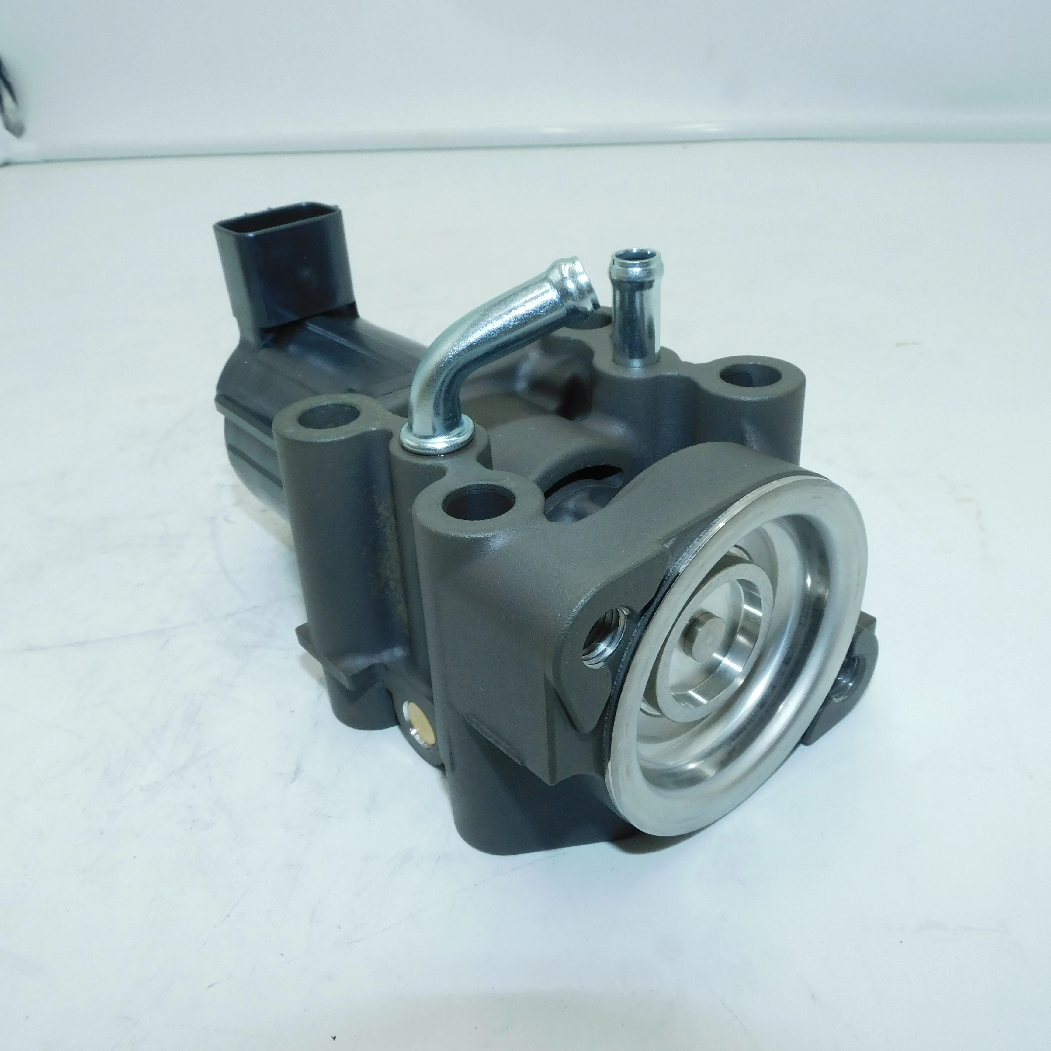 ME229906 Genuine Mit 4M50 EGR Valve - 1 Year Warranty