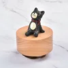 Yellow-Kitten (spinning)