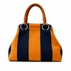 Blocco di colore arancione blu