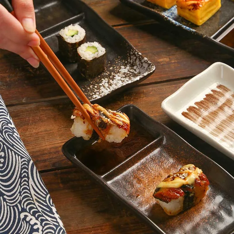 Rectangular Japanese Sushi Plates Black Matte Creamic 2 Compartment Plate Eco-Friendly Ceramic Divided Dumplings Dish