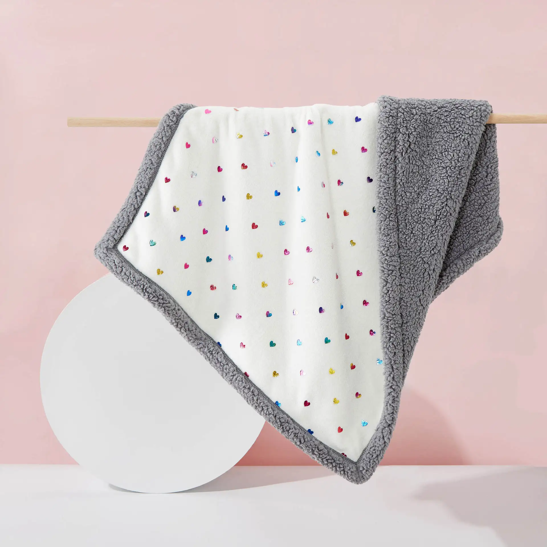 Luxury Designer Double Layer Flannel Blanket Super Soft Sofa Knit Throw  Winter Hot Sale Gift for Kids' Bedding Travel Essentials