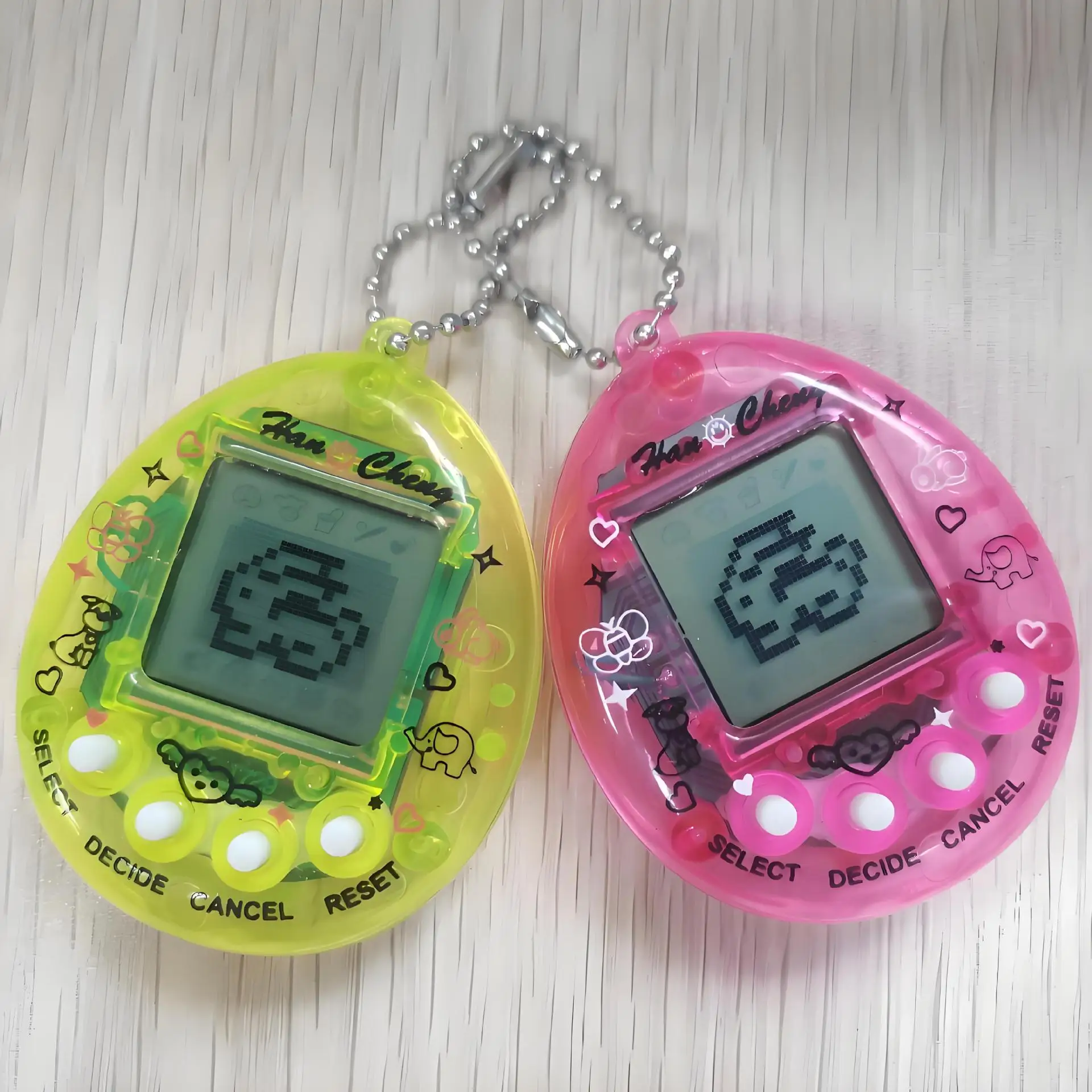 BANDAI タマゴッチ デジタルペット 専用ポーチ付き BANDAI タマゴッチ デジタルペット 専用ポーチ付き Amazon.co.jp