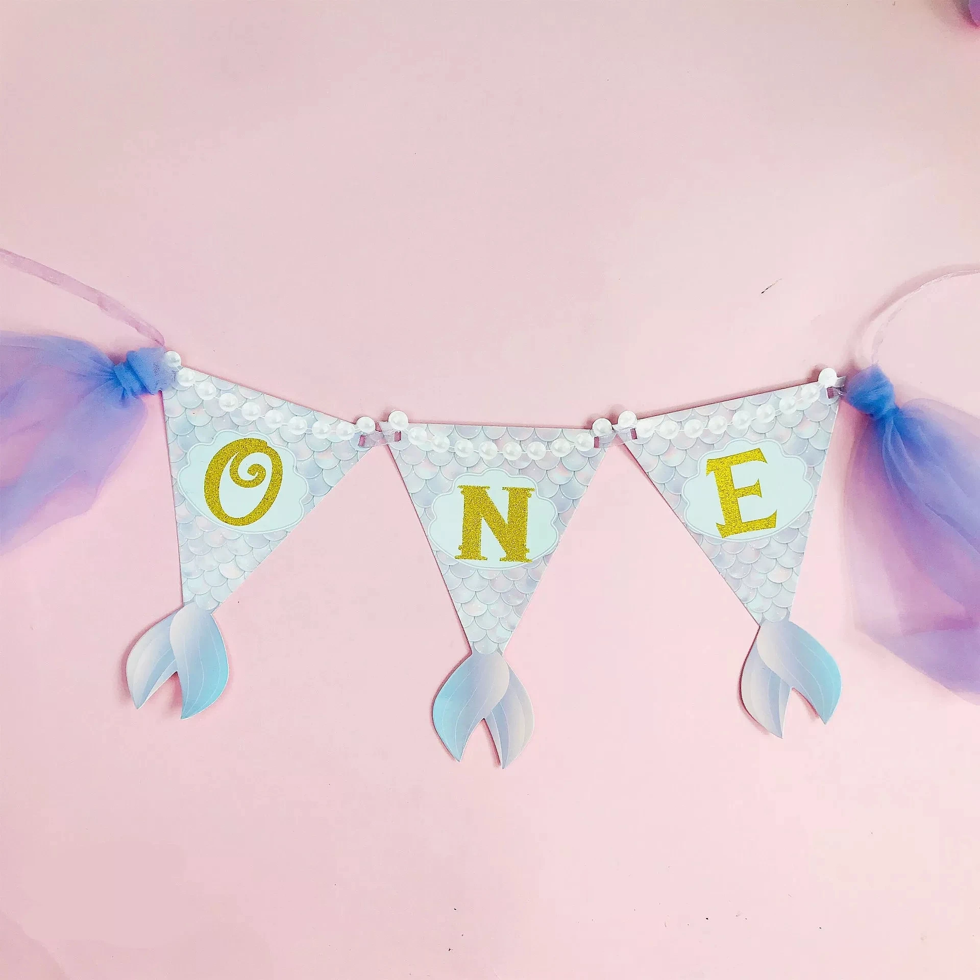 Drapeau Traction Anniversaire A Paillettes Pour Table Et Chaise De Bebe Decoration De Fete A Theme Sirene Nouveau Drapeau Buy Decoration De Table De Pingouin Decoration De Table De Train Decorations De Table Africaines Product On Alibaba Com