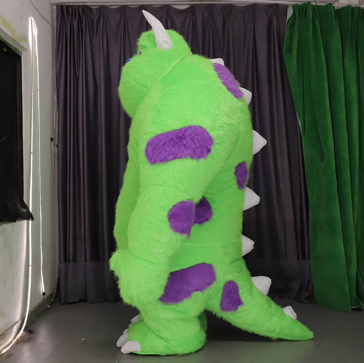Attractive Adult Halloween Plush Furry Cartoon Character High Quality Inflatable Sully Monsters Costumes Inc Costume for Men
