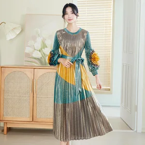 Miyake 2026 Spring New Age-Reducing Casual Dress for Mother Elegant High-End Western Pleated Long Design Elegant Loose Large