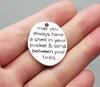 Puissiez-vous toujours avoir une coquille dans votre poche et du sable