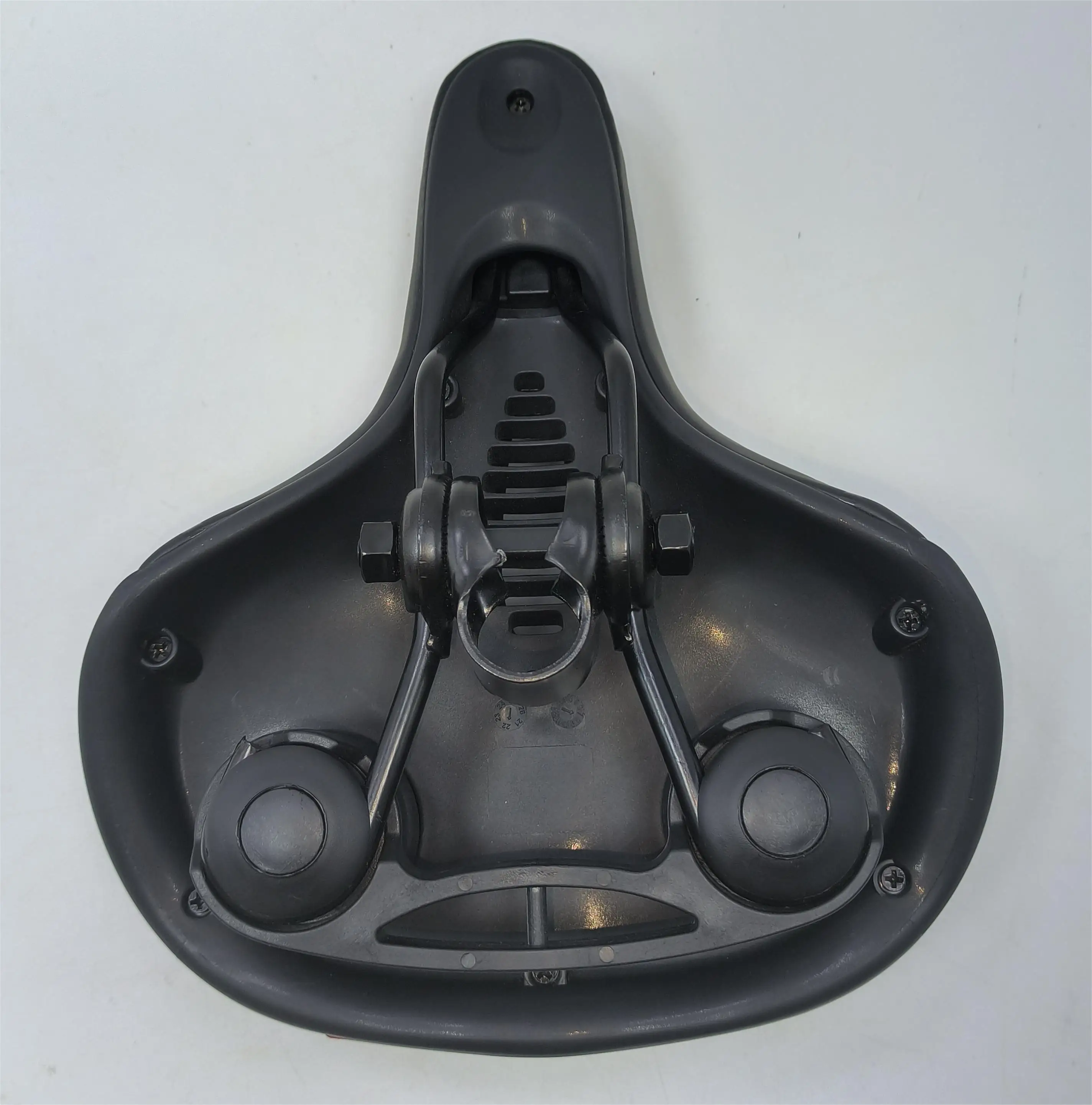 extra wide saddle bike seat