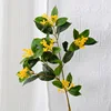 Grande fleur jaune à 5 fourches
