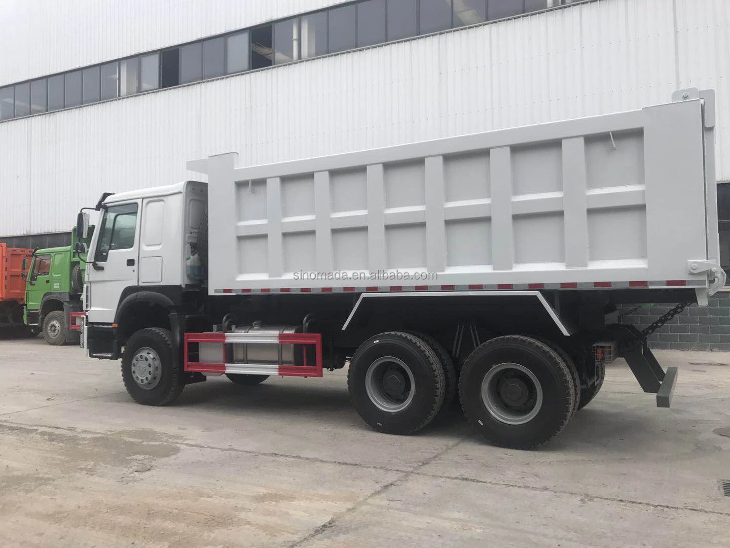 HOWO 6x4_2.jpg