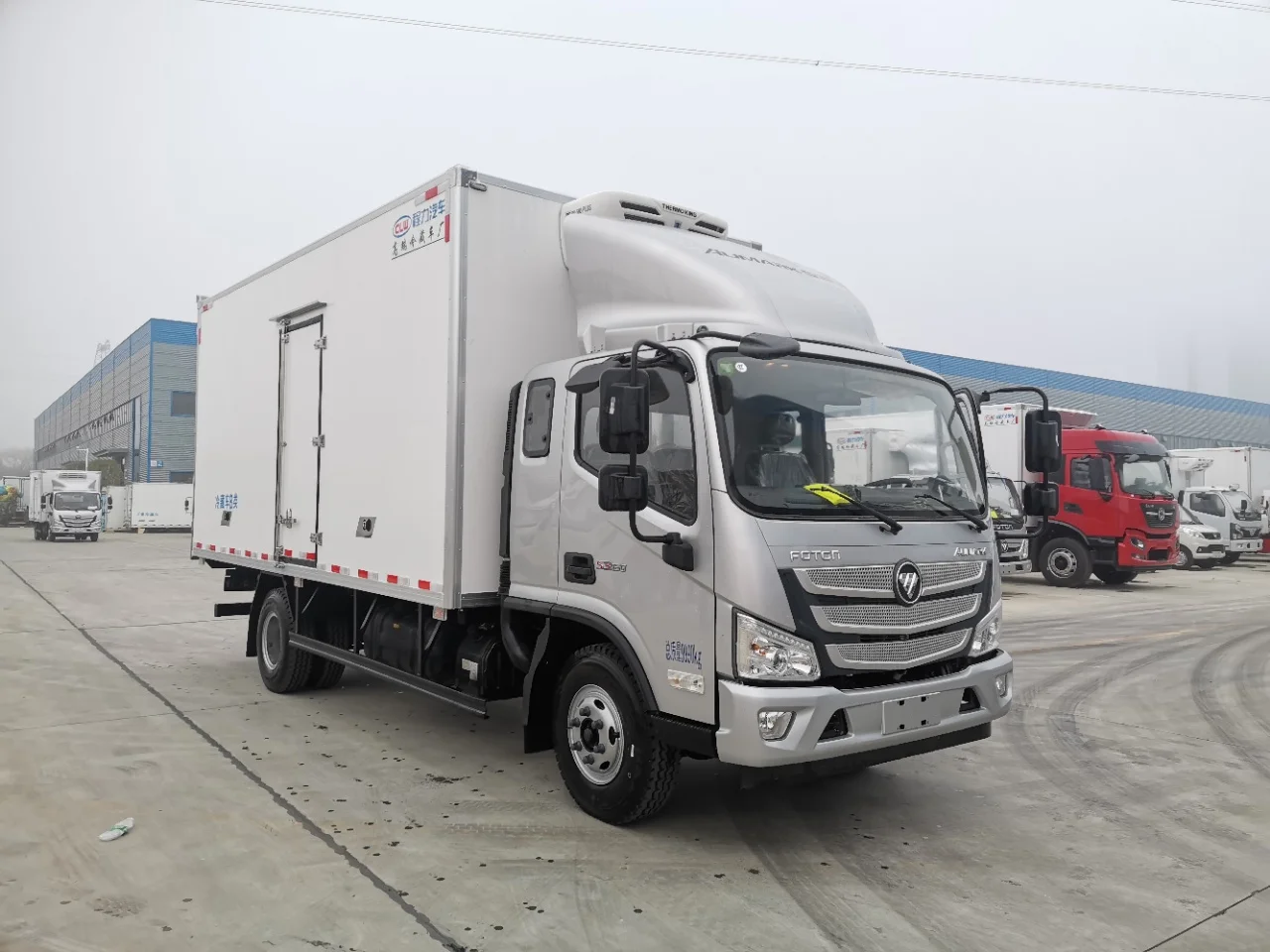 product foton aumark 4x2 new condition 5 ton box type diesel manual transmission refrigerated food truck freezer storage transport truck-1