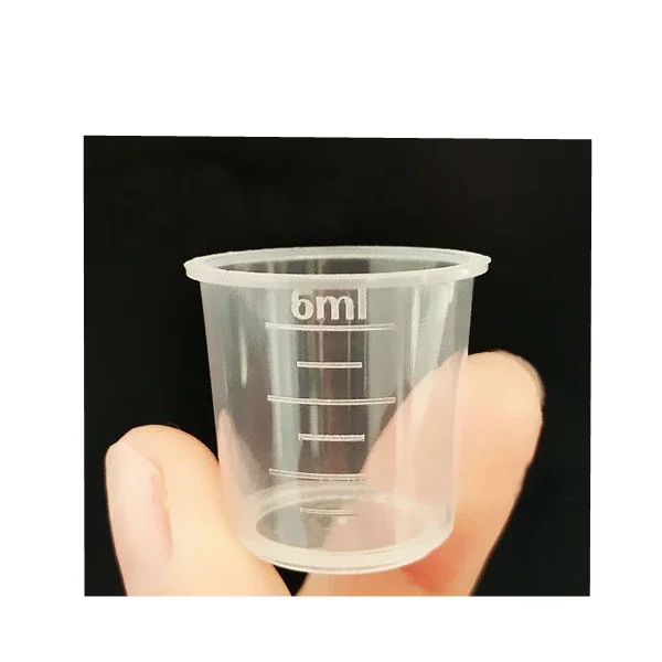 Caraffa Graduata Da 100ml In Plastica Senza BPA - Misurino Per Liquidi Da Cucina E Laboratorio