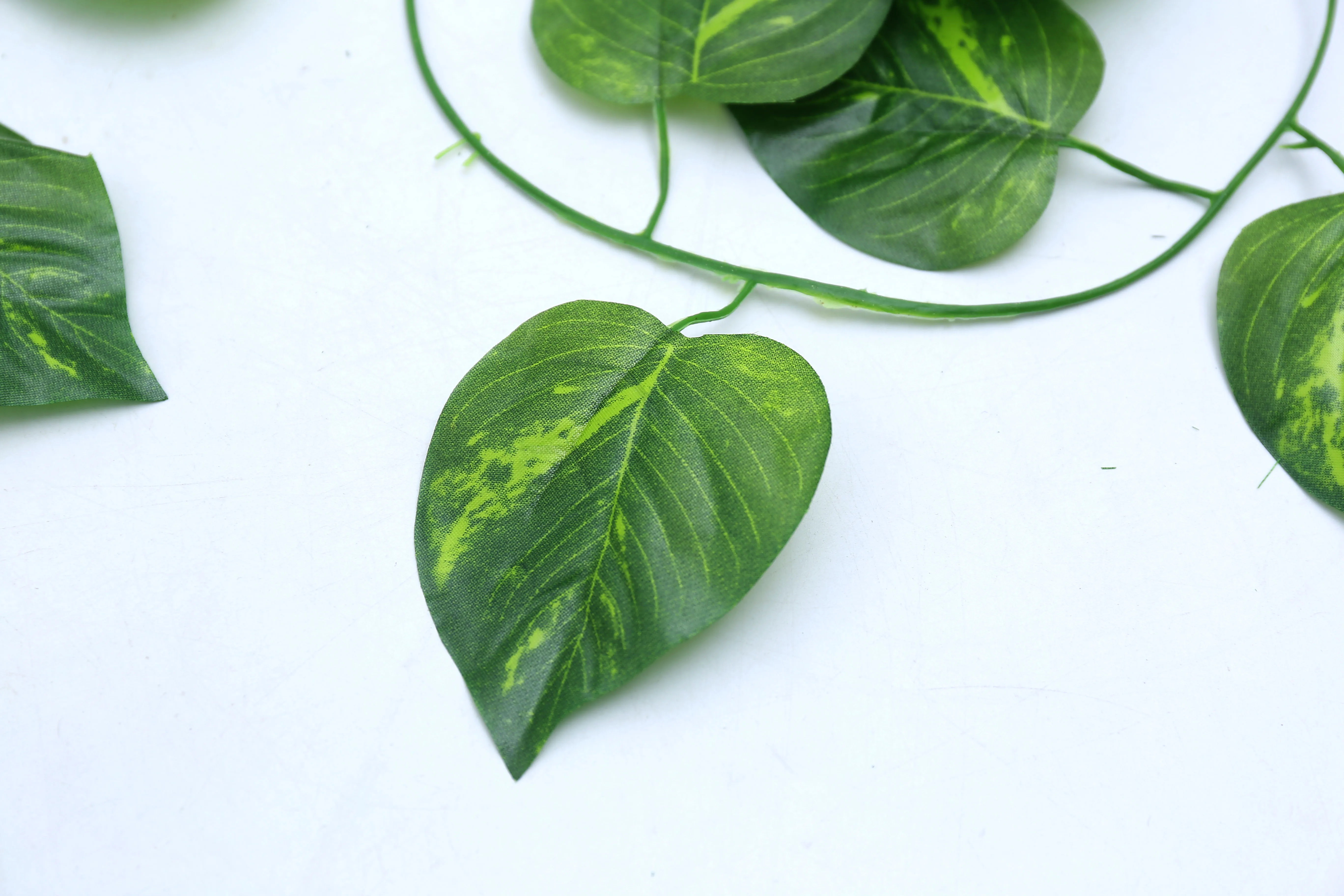 Wholesale Hanging Plants Fake Ivy Vine Fake Ivy Leaves Artificial For Wall House Room Patio