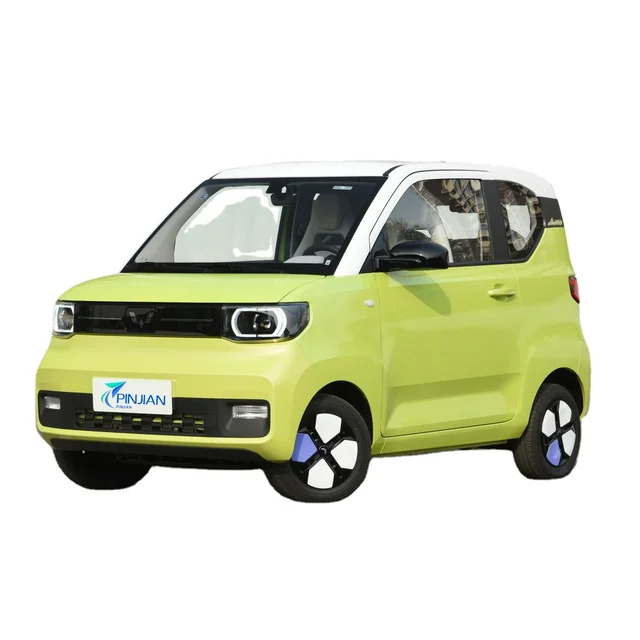 chinese mini electric car Electric vehicle 4 Seats Popular Pure mini car for adult Best price Wuling mini EV macaroon