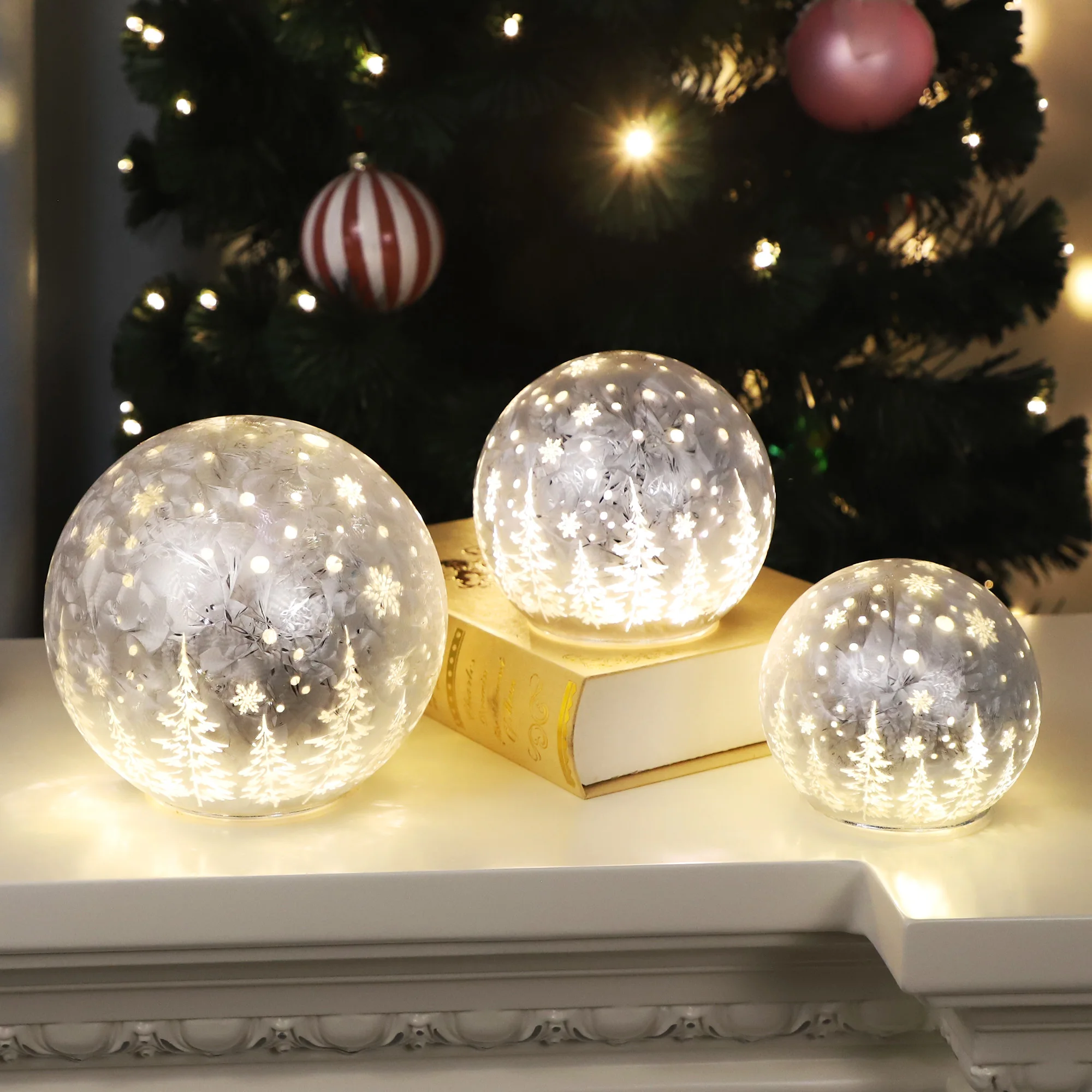 Glass merry christmas gifts Led Decorative Lighted Up Glass Ball Light Warm White with Timer supplier