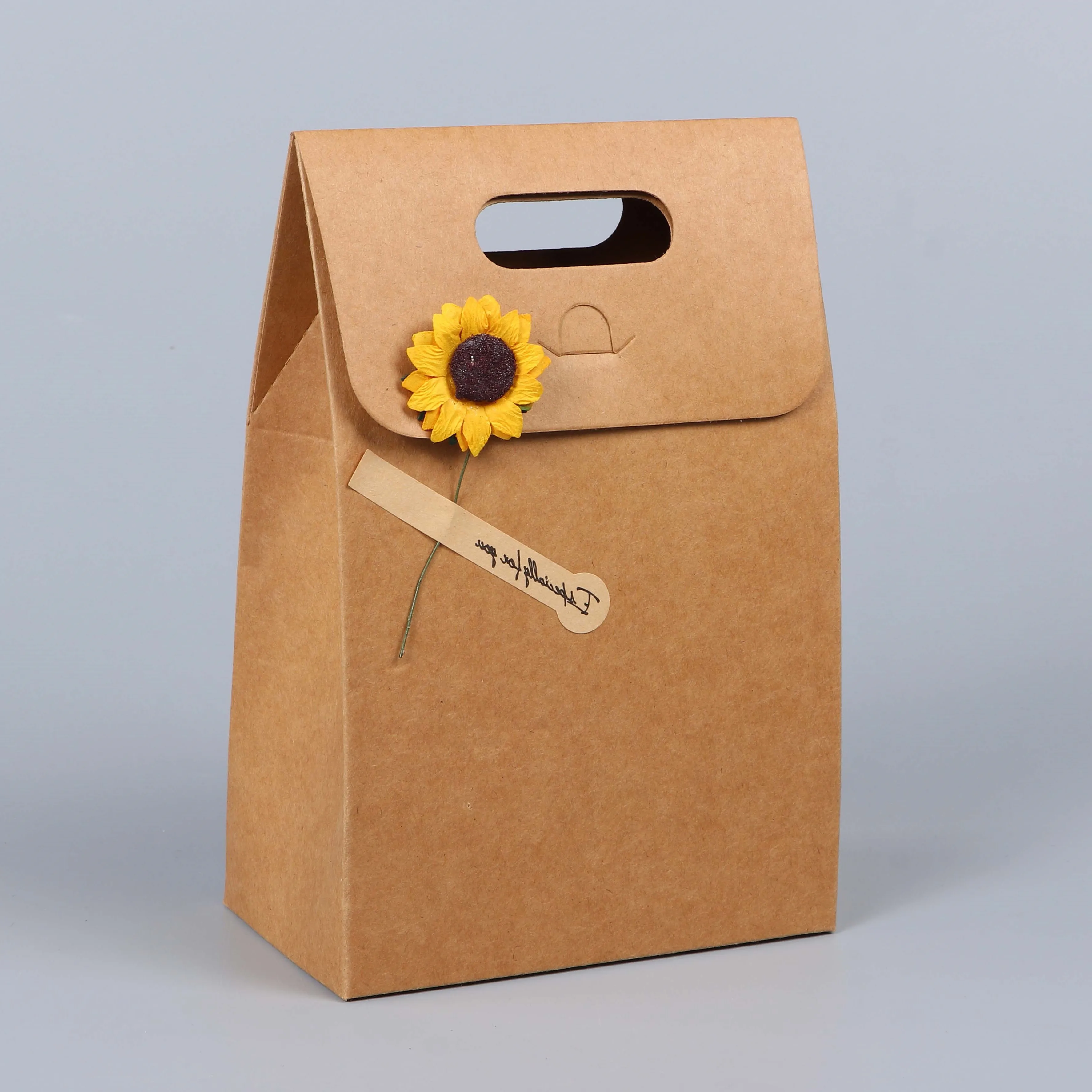 Affordable Handmade Fancy Paper Bags Branded Brown Kraft Shopping Bags