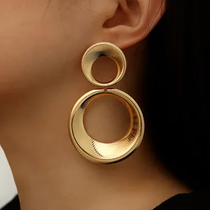 Exaggerated Golden Drop Earrings for Women Statement Jewelry Fashion Big Round Circle Shaped Dangle Punk Earring