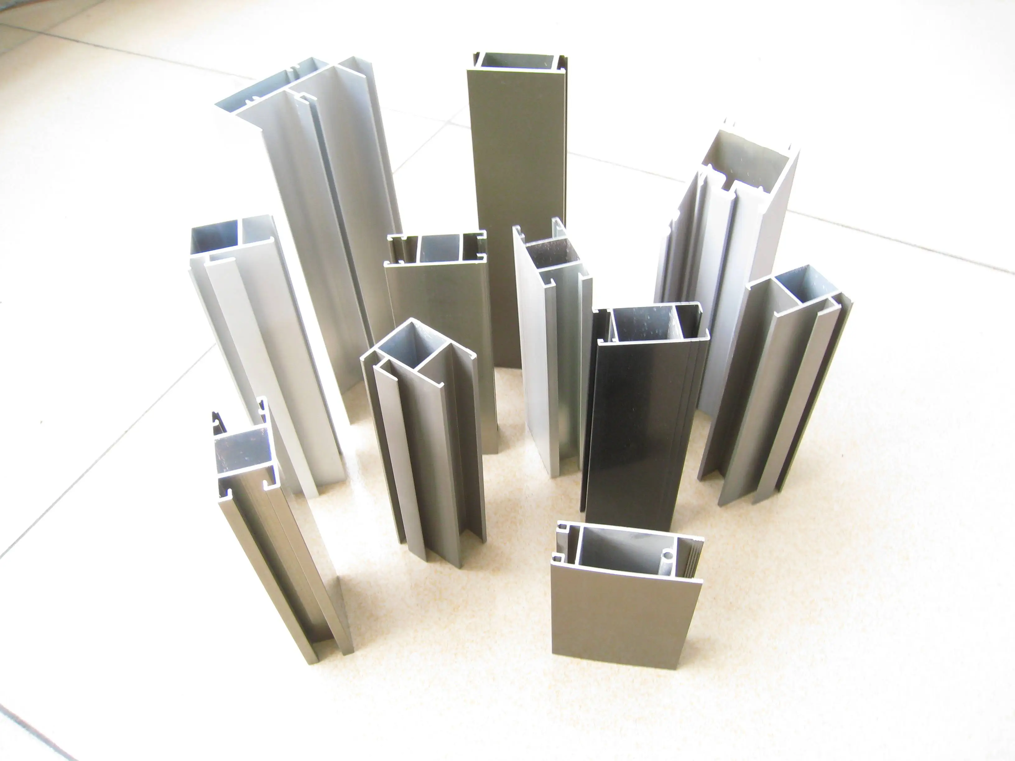Custom Aluminium Extrusion Profiles - Factory Price 6061