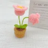 Producto terminado: Planta de lirio de los valles rosa en maceta.